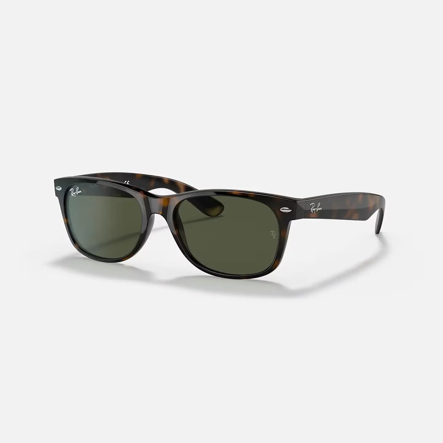 Ray-Ban New Wayfarer RB2132 sunglasses with classic tortoiseshell frame and green G-15 UV400 lenses for timeless style.